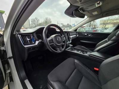 Volvo V60 D3 Momentum Business (7)
