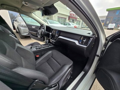 Volvo V60 D3 Momentum Business (9)