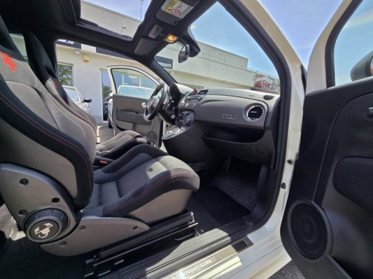 Abarth 595 595 1.4 Turbo T-Jet 180 CV MTA Competizione (12)