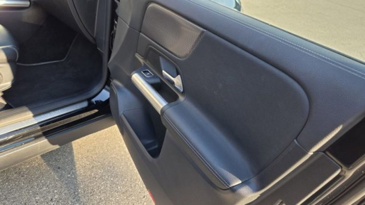 Mercedes-Benz GLA SUV 180 d Automatic Executive (11)
