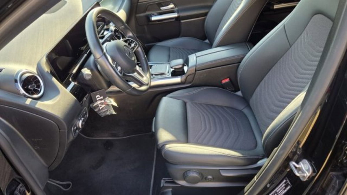 Mercedes-Benz GLA SUV 180 d Automatic Executive (17)
