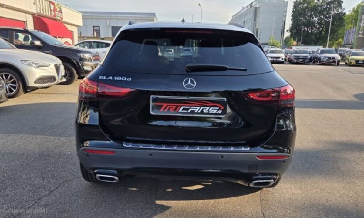 Mercedes-Benz GLA SUV 180 d Automatic Executive (4)