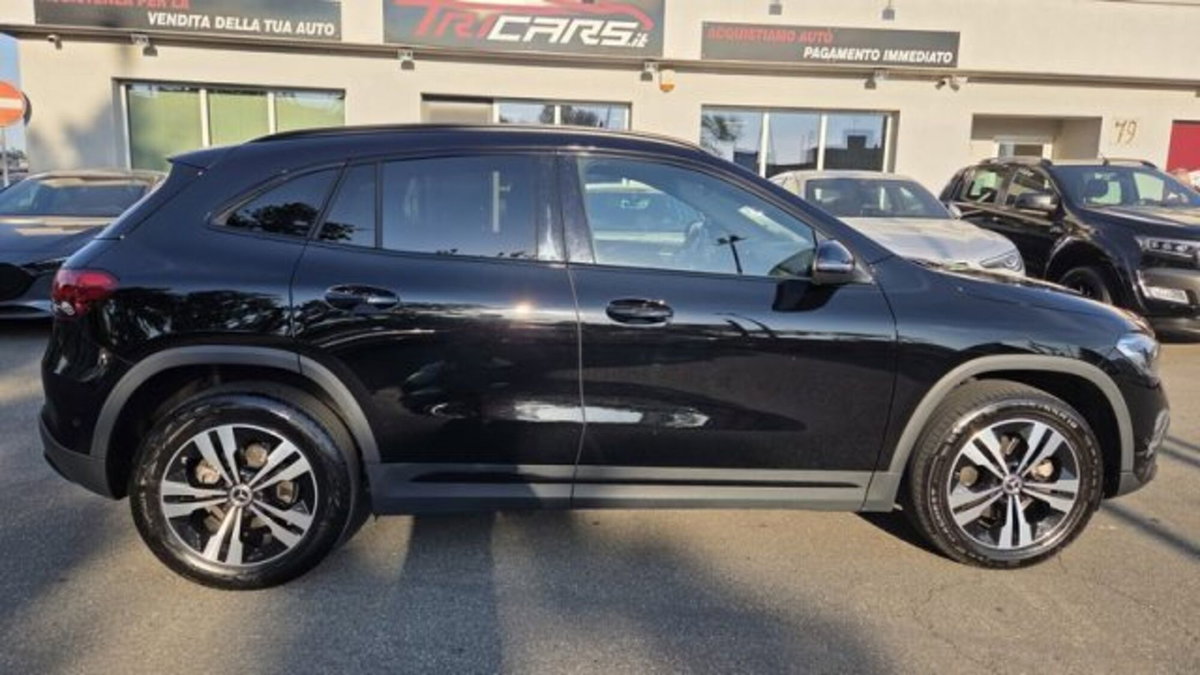 Mercedes-Benz GLA SUV 180 d Automatic Executive (5)