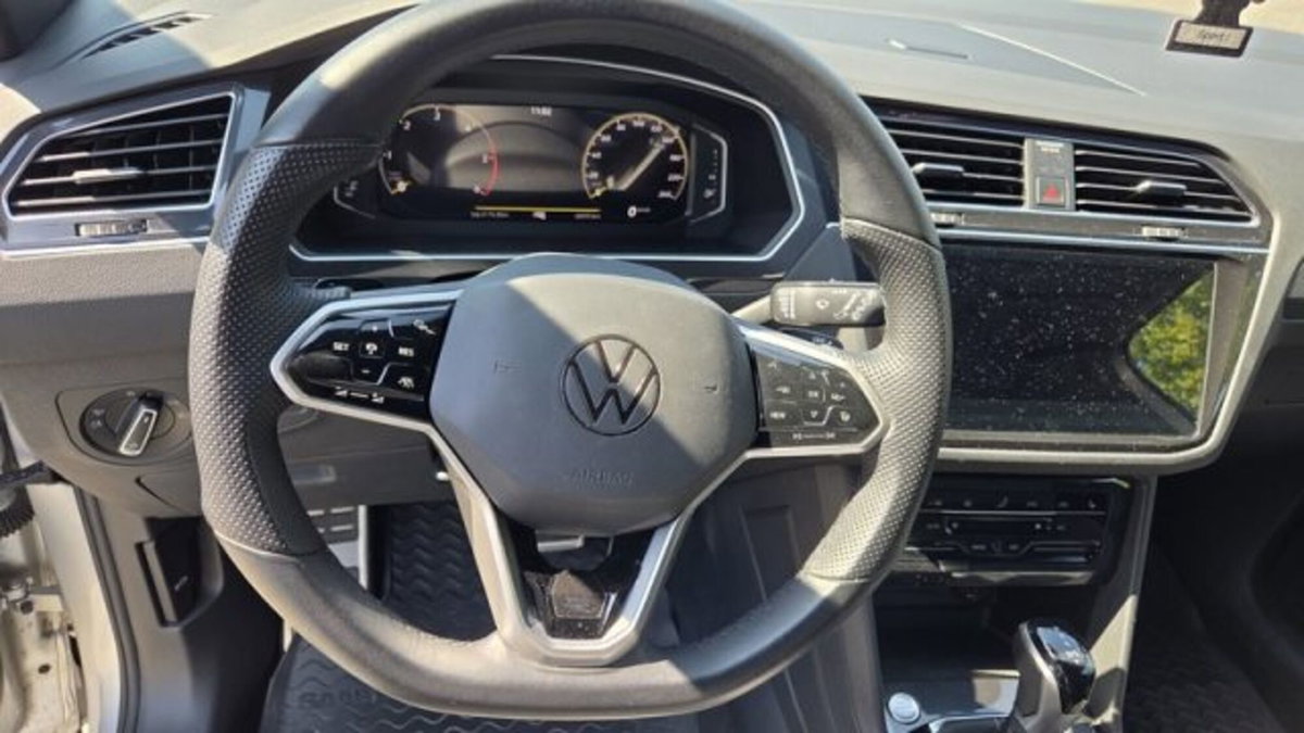 Volkswagen Tiguan Allspace 2.0 TDI 200 CV SCR DSG 4MOTION R-Line (18)