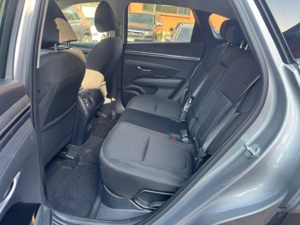 Hyundai Tucson 1.6 hev Xline 4wd auto (20)