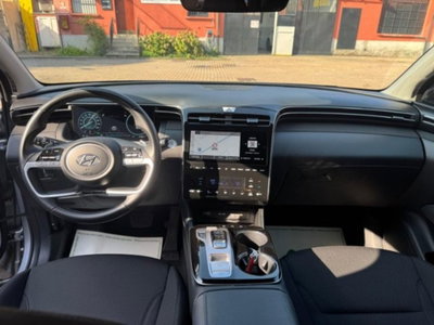 Hyundai Tucson 1.6 hev Xline 4wd auto (9)