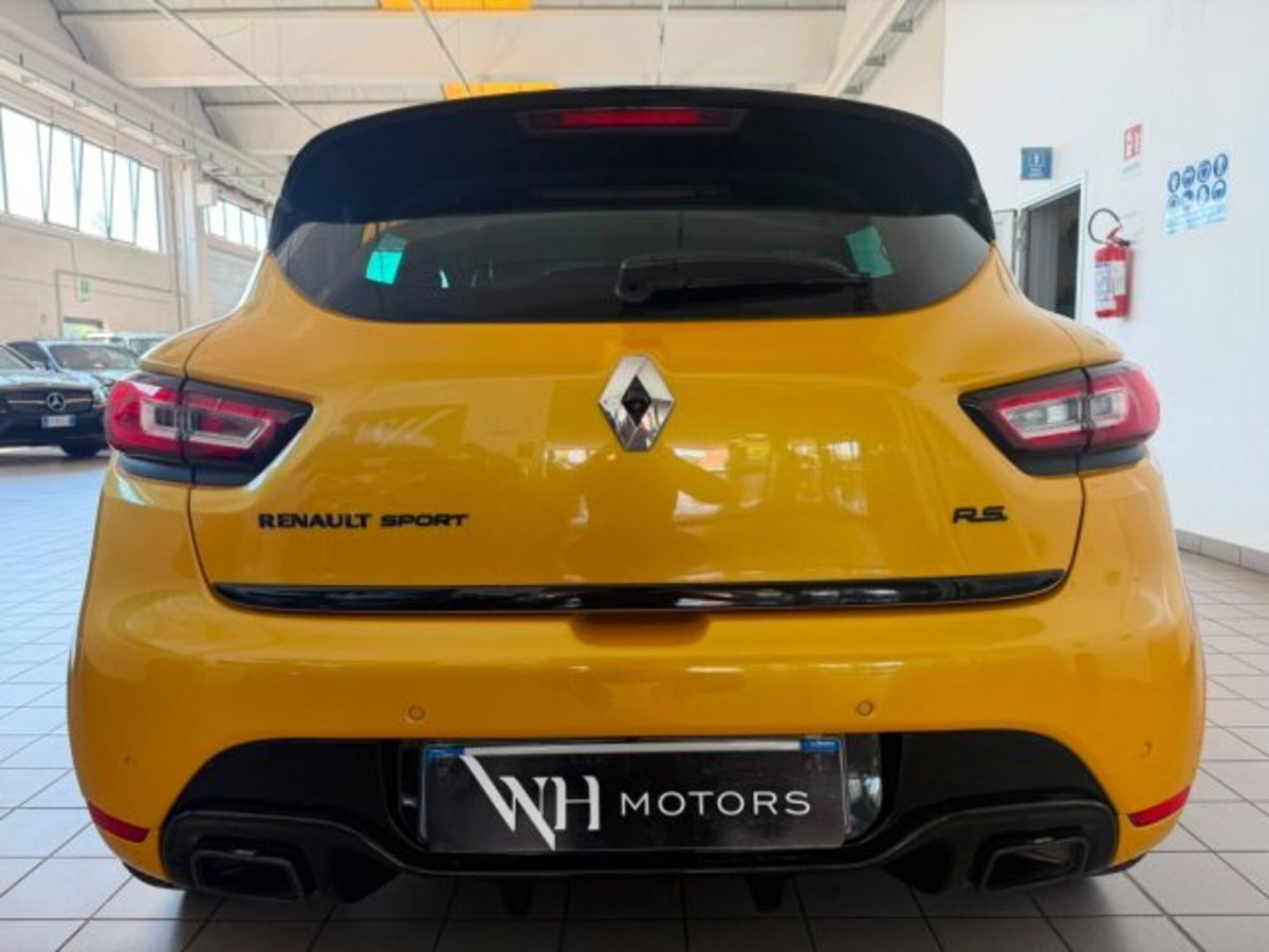 Renault Clio TCe 220CV EDC 5 porte Energy R.S. Trophy (5)