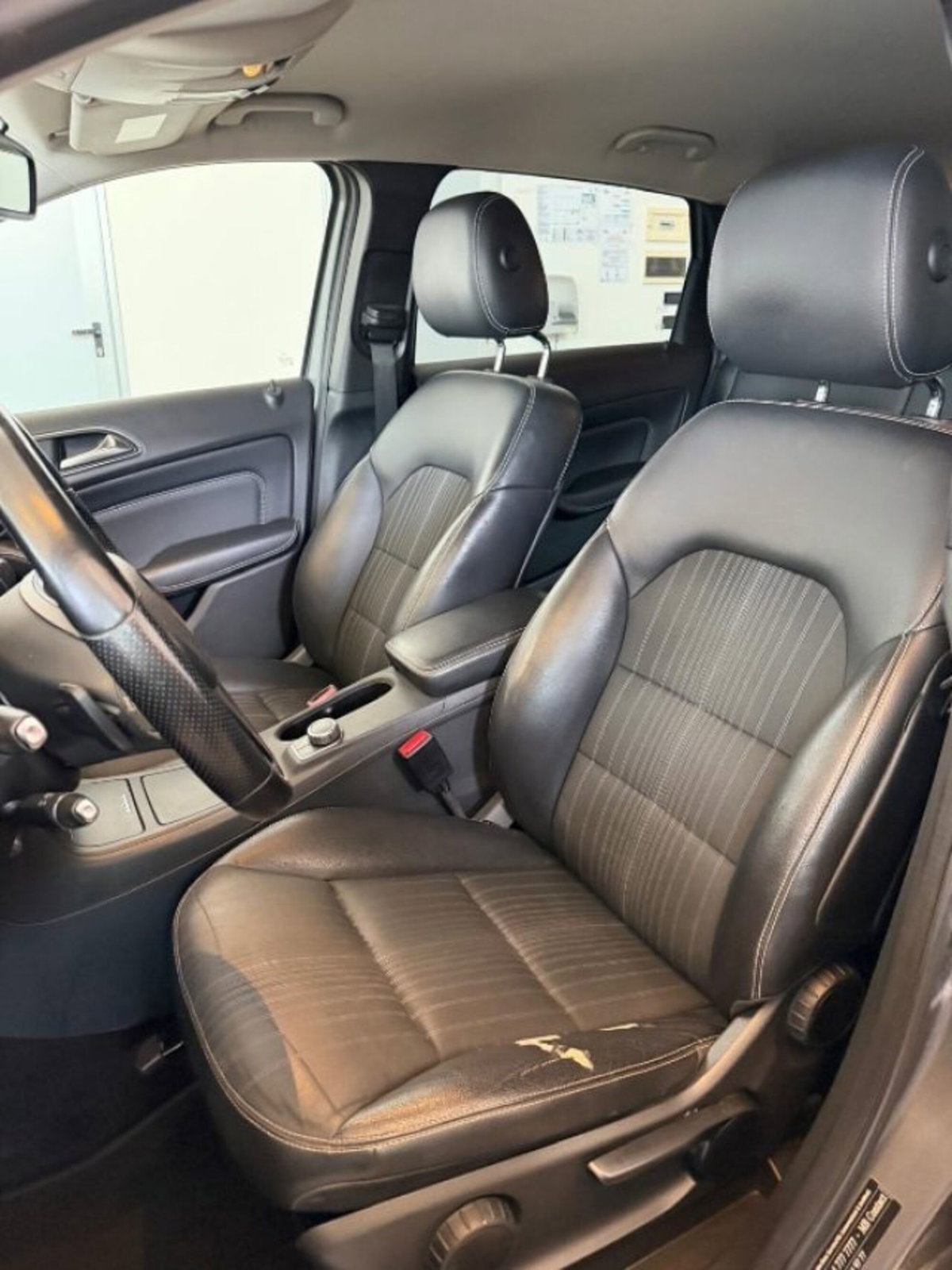 Mercedes-Benz Classe B 180 CDI BlueEFFICIENCY Premium (12)
