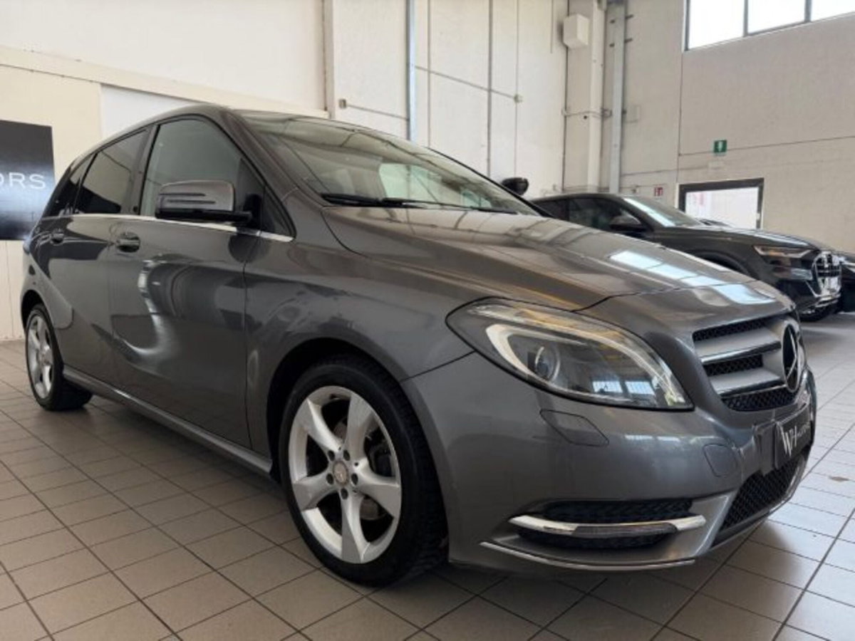 Mercedes-Benz Classe B 180 CDI BlueEFFICIENCY Premium (3)
