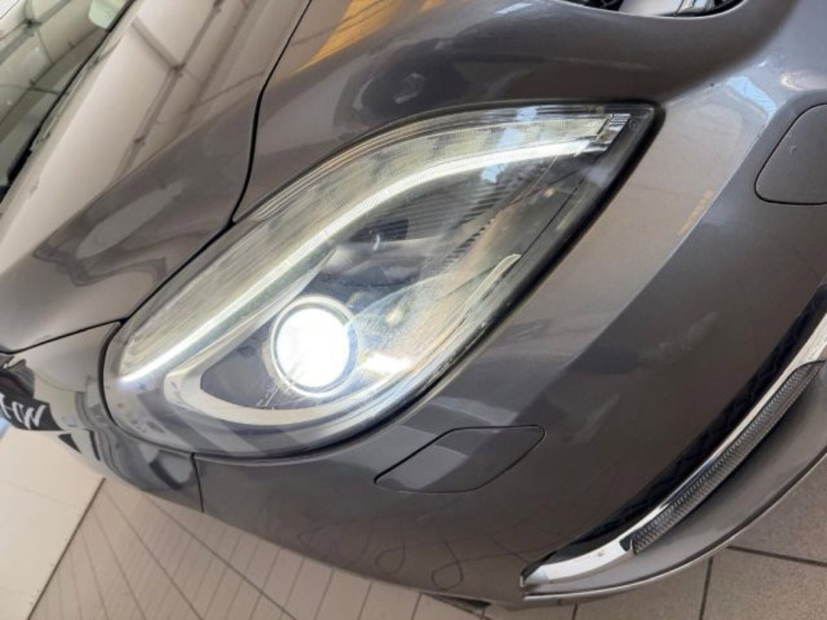 Mercedes-Benz Classe B 180 CDI BlueEFFICIENCY Premium (8)