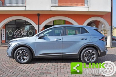 Kia Sportage 1.6 crdi mhev Business dct (2)