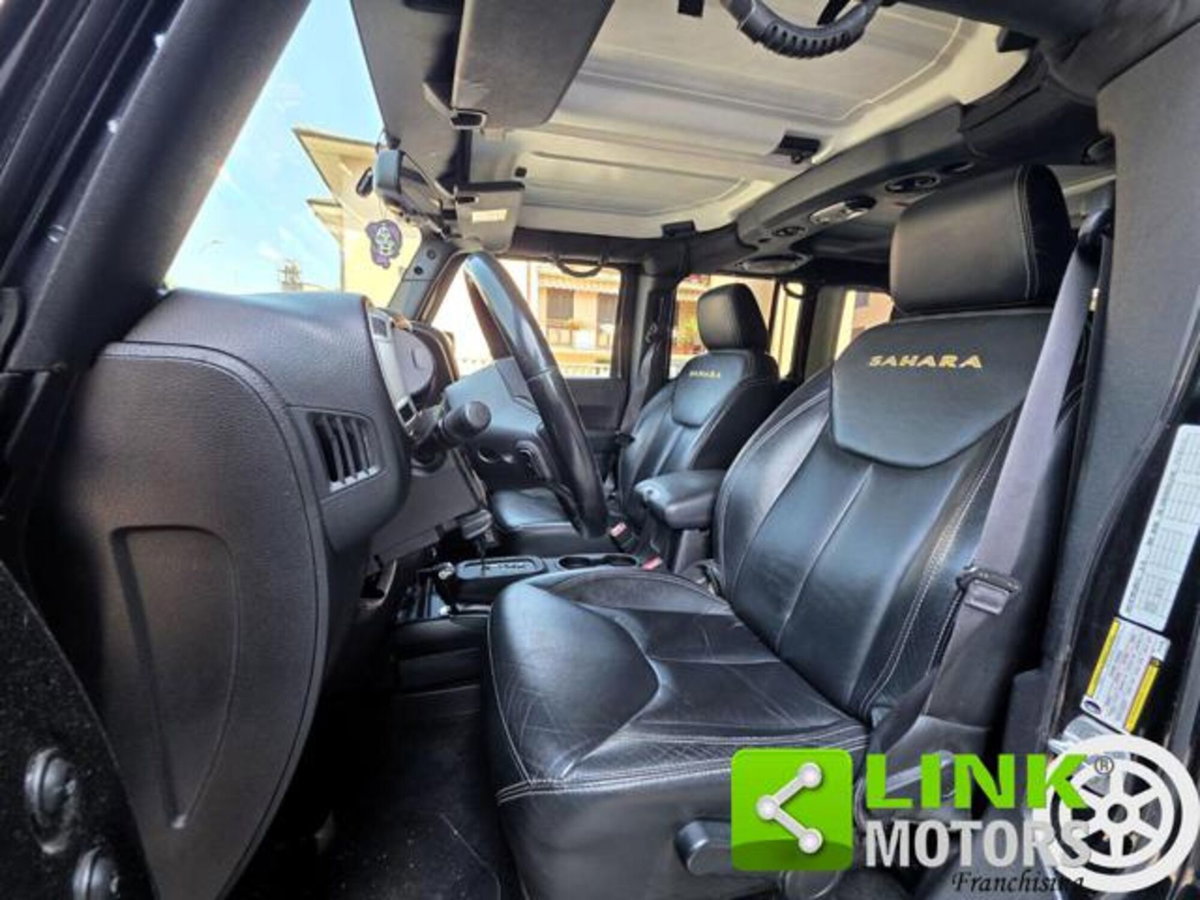 Jeep Wrangler Unlimited 2.8 CRD DPF Sahara (4)