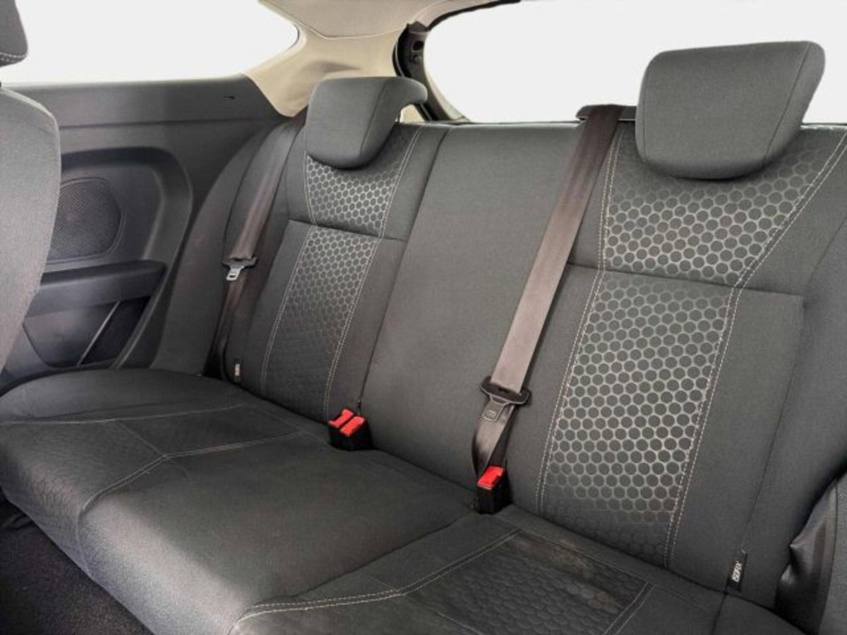 Ford Fiesta 1.4 3 porte Bz.- GPL Titanium (14)