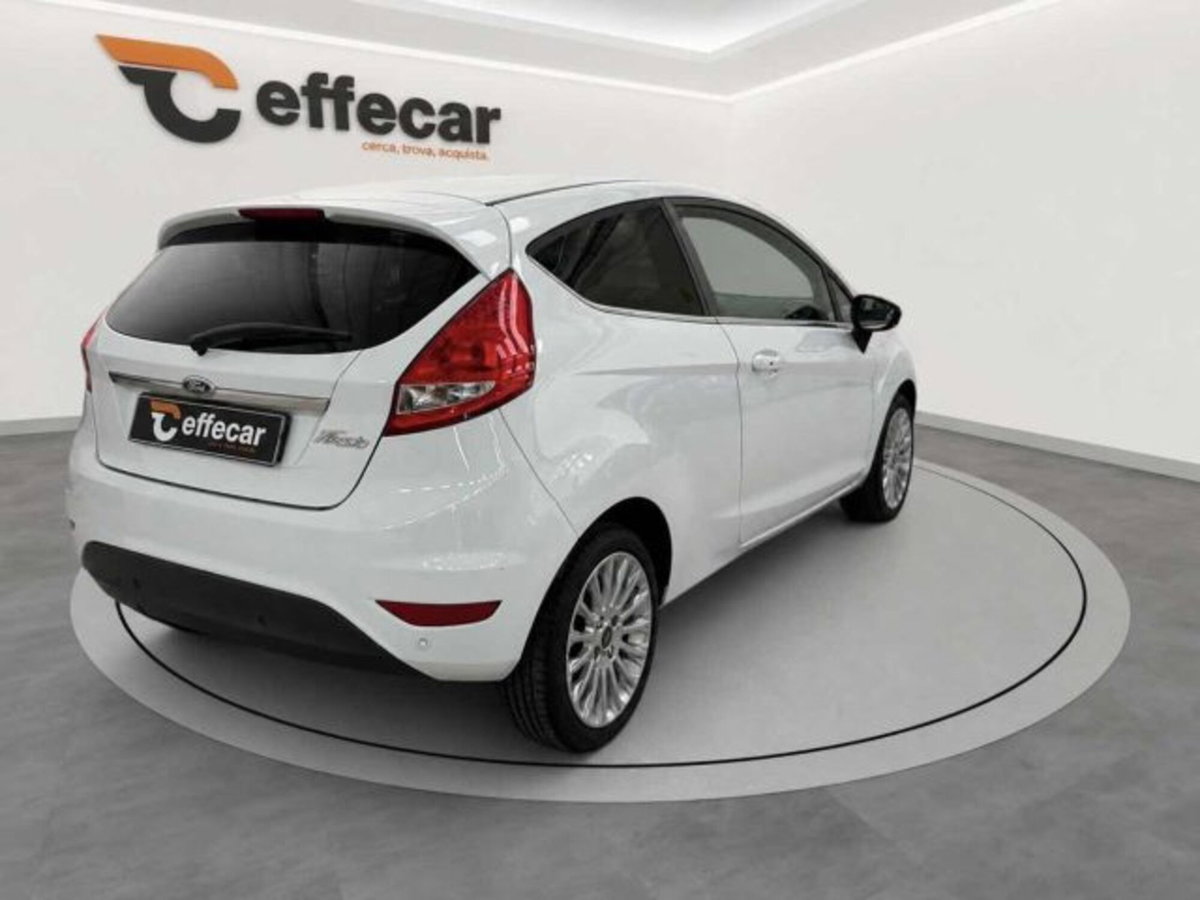 Ford Fiesta 1.4 3 porte Bz.- GPL Titanium (6)