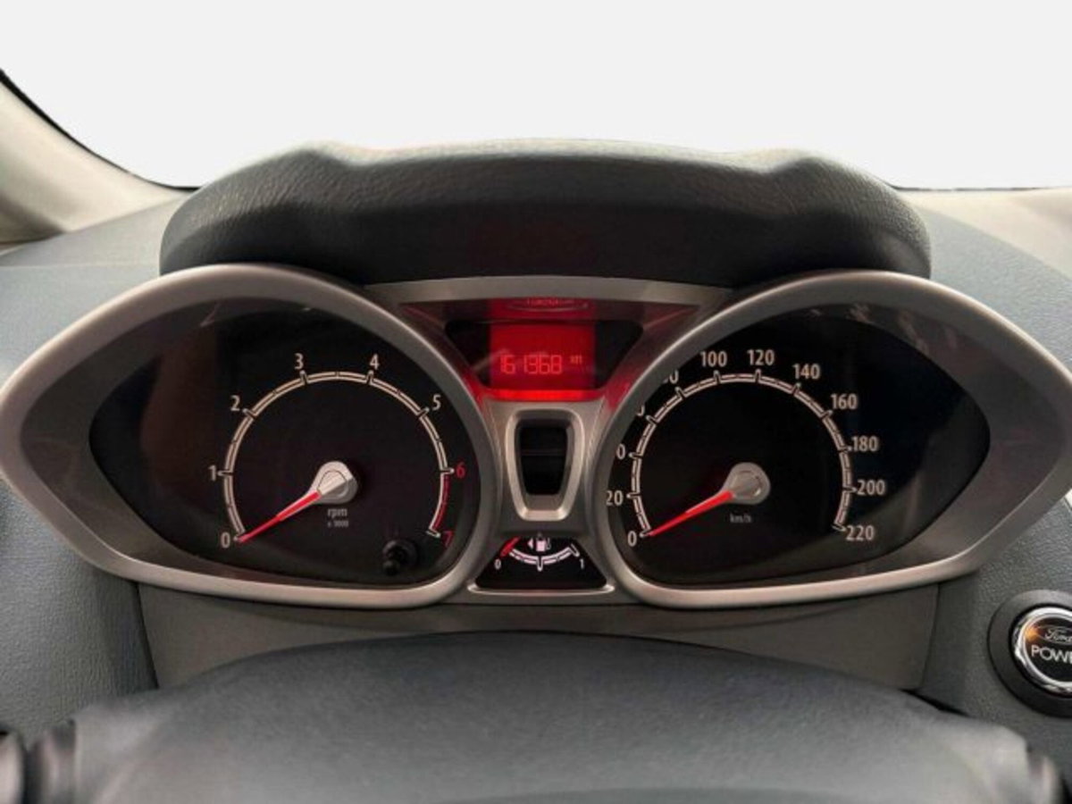 Ford Fiesta 1.4 3 porte Bz.- GPL Titanium (9)