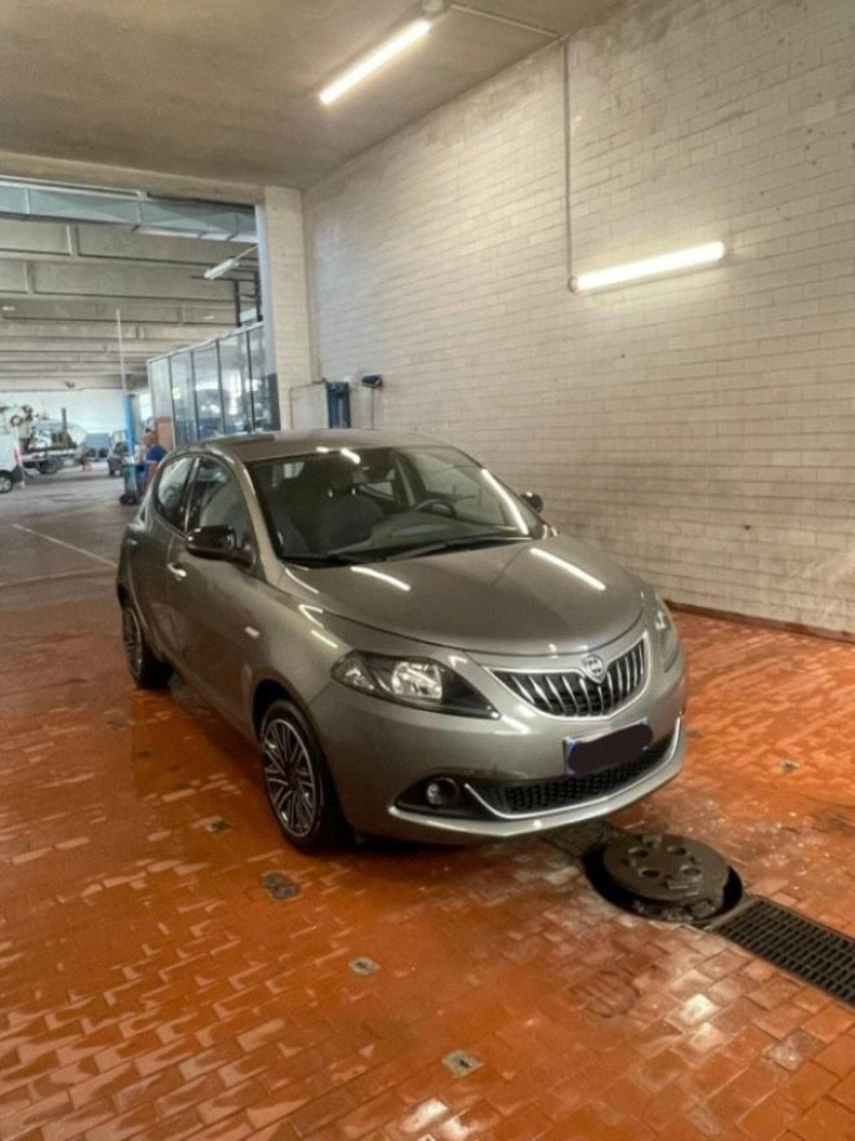 Lancia Ypsilon 1.0 FireFly 5 porte S&S Hybrid Ecochic Gold (15)