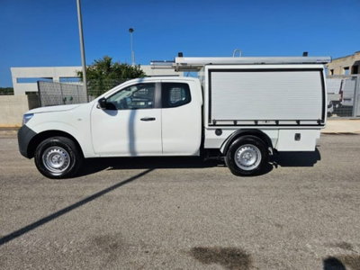 Nissan Navara 2.3 dCi 4WD King Cab Visia (11)