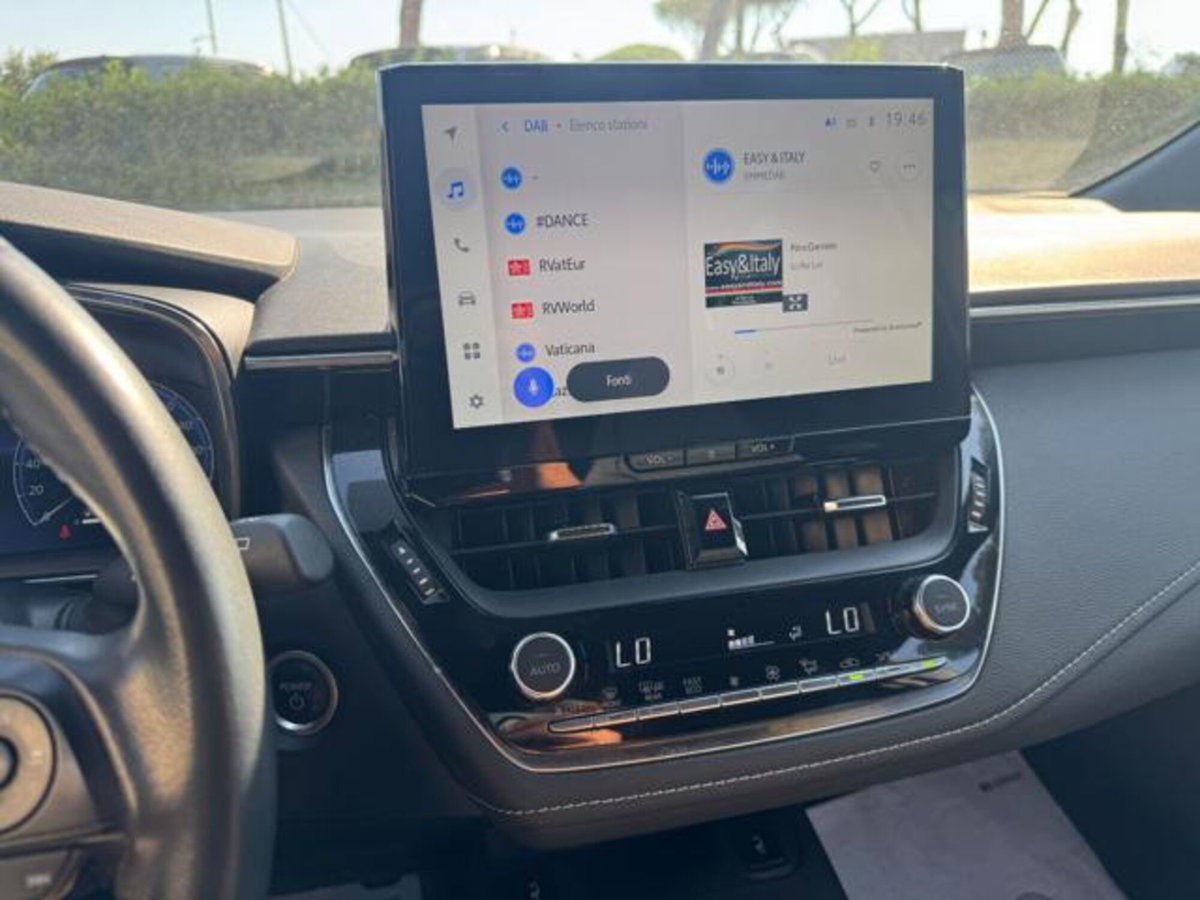 Toyota Corolla Touring Sports 1.8 Hybrid Style (12)