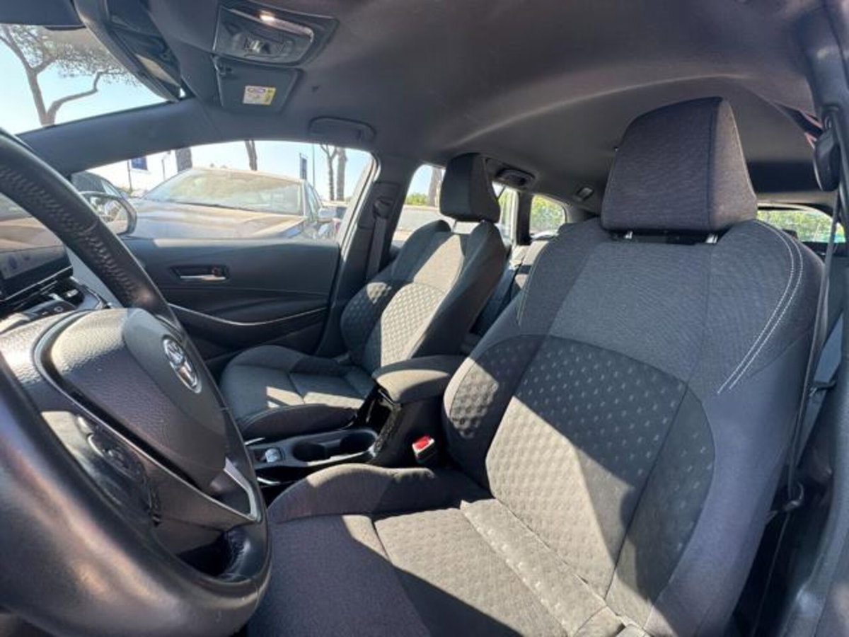 Toyota Corolla Touring Sports 1.8 Hybrid Style (15)