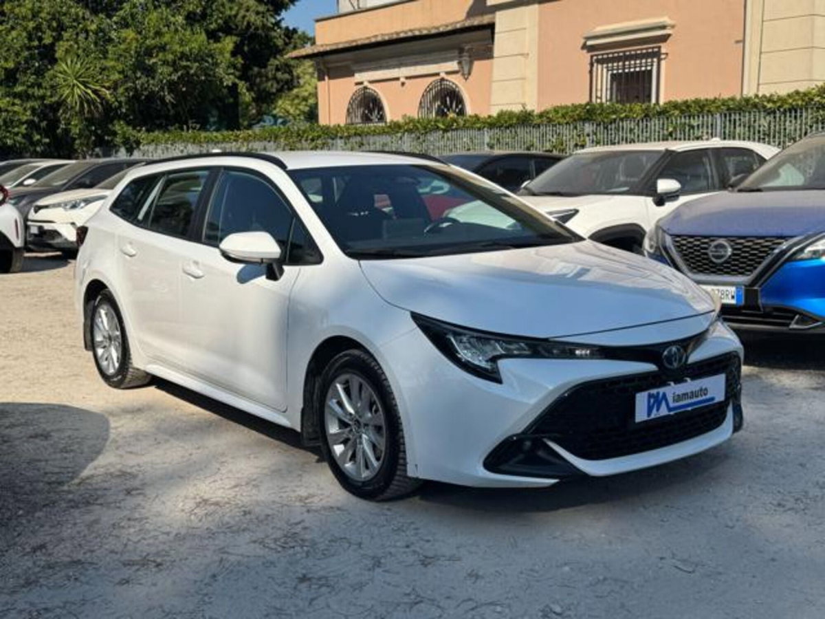 Toyota Corolla Touring Sports 1.8 Hybrid Style (4)