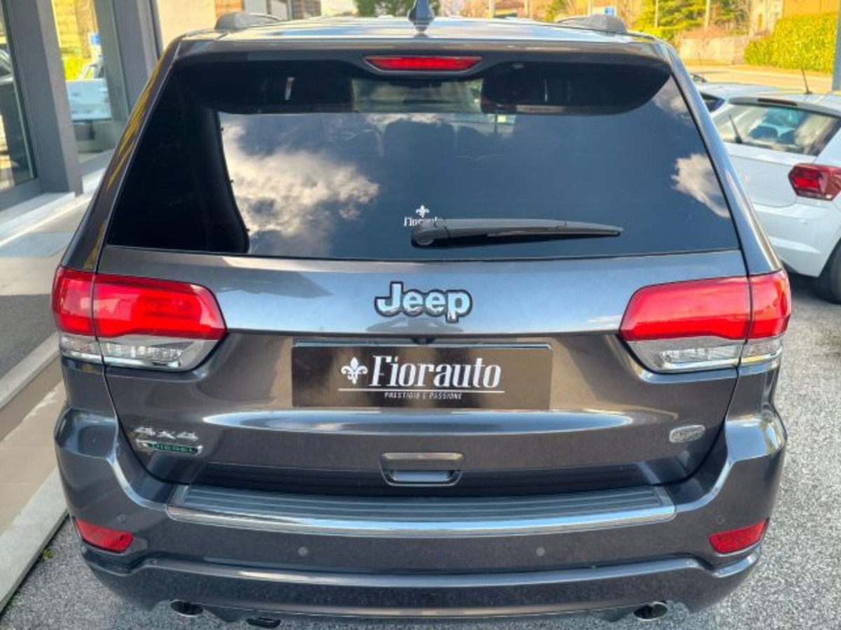 Jeep Grand Cherokee 3.0 V6 CRD 250 CV Multijet II Overland (4)