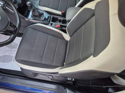 Volkswagen T-Roc 1.6 TDI SCR Advanced BlueMotion Technology (11)