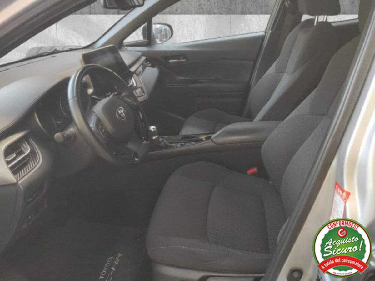 Toyota Toyota C-HR 1.8 Hybrid E-CVT Lounge (9)