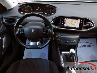 Peugeot 308 SW 1.6 e-HDi 115 CV Stop&Start Allure (11)