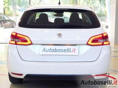Peugeot 308 SW 1.6 e-HDi 115 CV Stop&Start Allure (13)