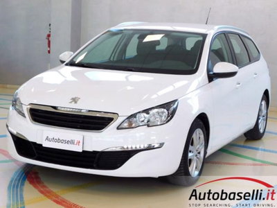 Peugeot 308 SW 1.6 e-HDi 115 CV Stop&Start Allure (19)