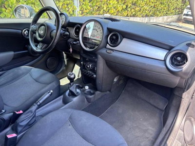 MINI Mini 1.6 16V One (55kW) (9)