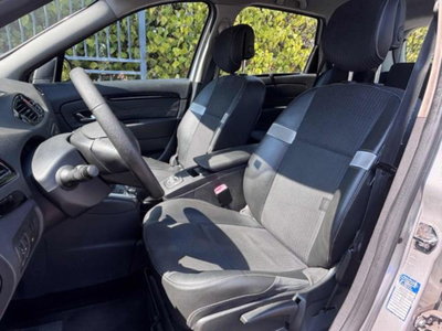 Renault Scenic E-Tech Electric 1.5 dCi 110CV Luxe (14)