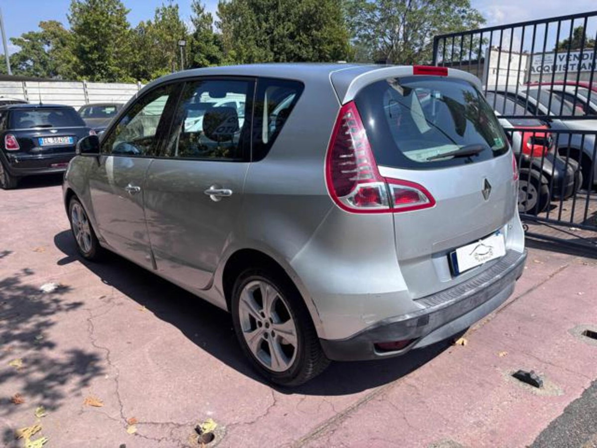 Renault Scenic E-Tech Electric 1.5 dCi 110CV Luxe (4)