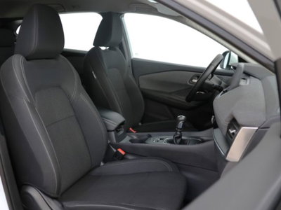 Nissan Qashqai 1.3 DIG-T 140 CV Acenta Premium (11)