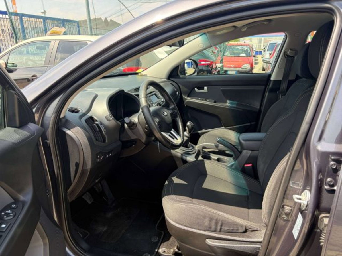 Kia Sportage 1.7 CRDI 2WD Class (6)