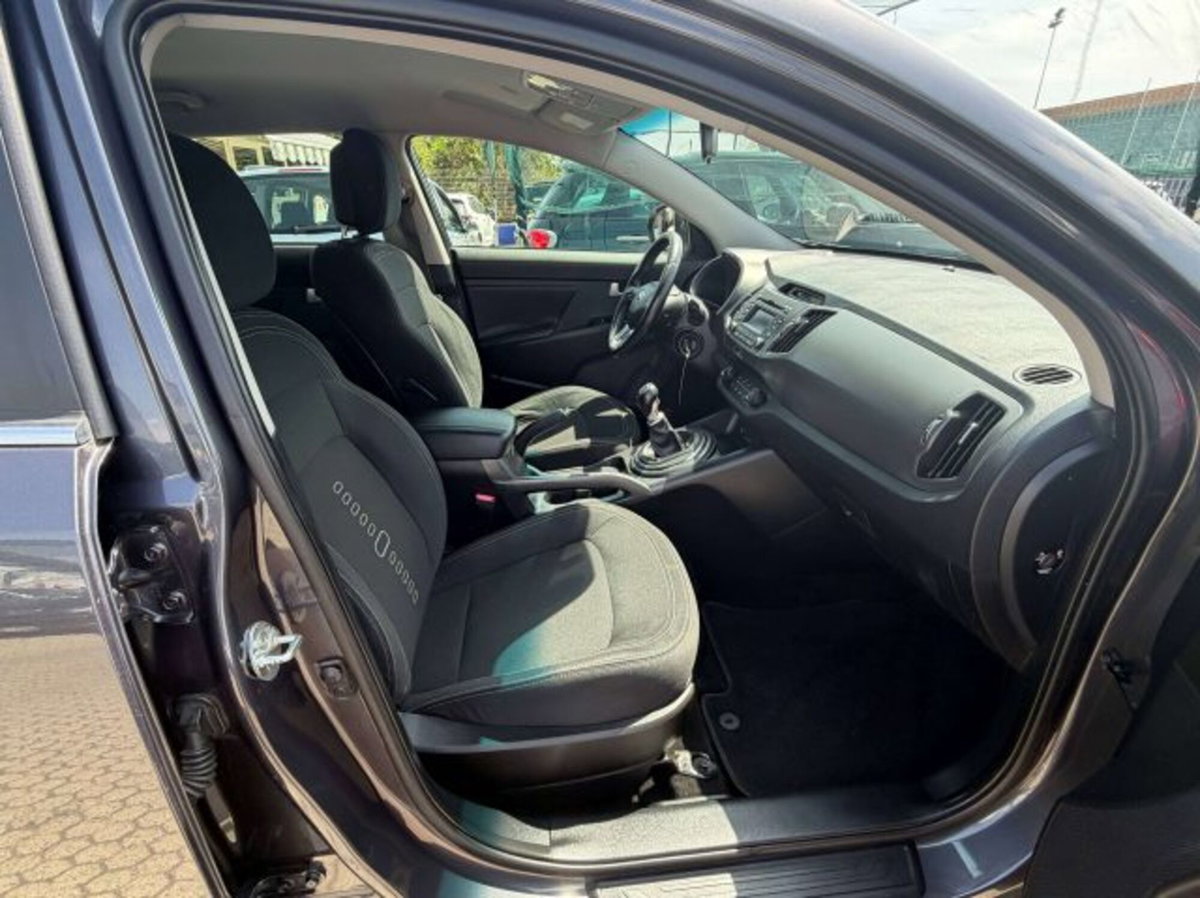 Kia Sportage 1.7 CRDI 2WD Class (7)