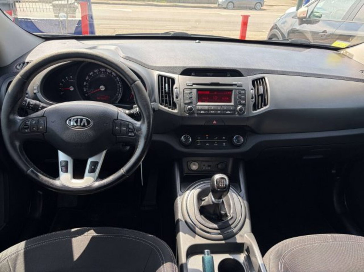Kia Sportage 1.7 CRDI 2WD Class (9)