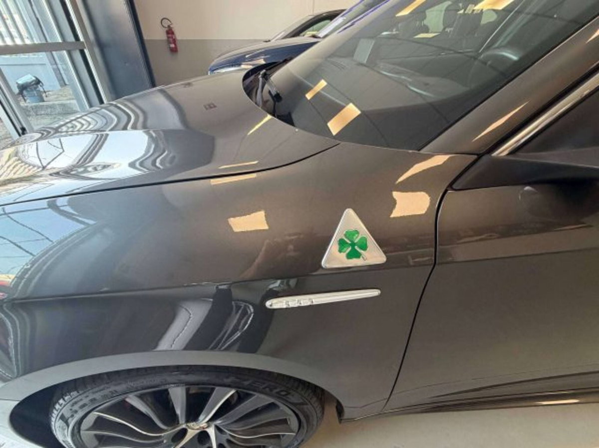 Alfa Romeo Giulietta 1750 tbi Quadrifoglio Verde 235cv (15)
