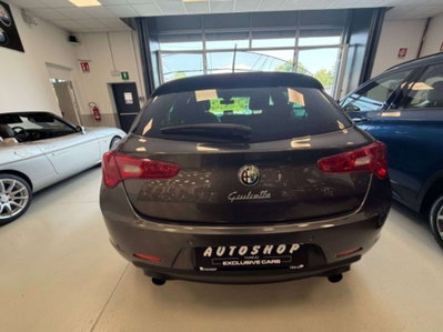 Alfa Romeo Giulietta 1750 tbi Quadrifoglio Verde 235cv (3)