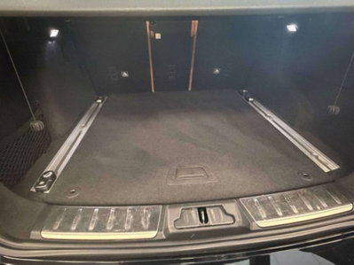 Jaguar F-Pace 2.0 D 180 CV AWD Prestige (15)