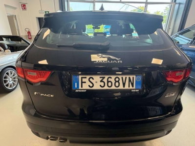 Jaguar F-Pace 2.0 D 180 CV AWD Prestige (3)