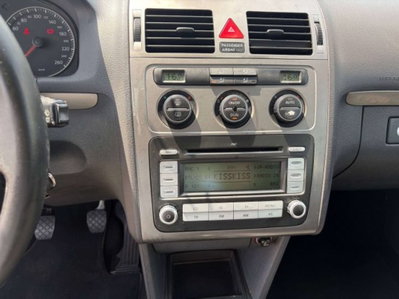 Volkswagen Touran TDI 105CV Trendline (10)