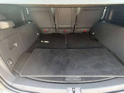 Volkswagen Touran TDI 105CV Trendline (14)