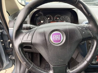 Fiat Grande Punto 1.3 MJT 75 CV 5 porte Active (11)