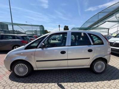 Opel Meriva 1.8 16V Cosmo (7)