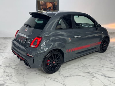 Abarth 695 695 1.4 Turbo T-Jet XSR Yamaha Limited Edition (12)
