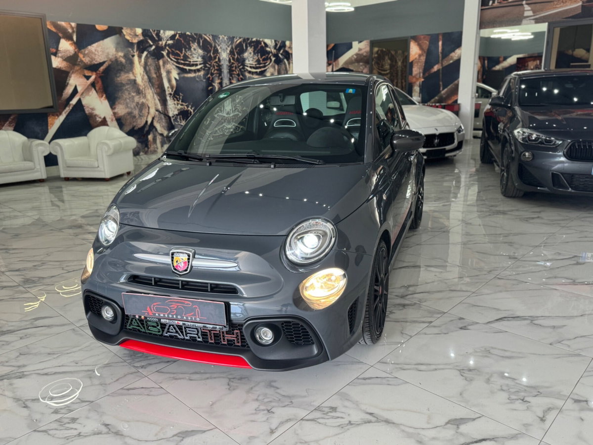 Abarth 695 695 1.4 Turbo T-Jet XSR Yamaha Limited Edition (3)