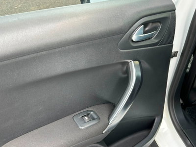 Peugeot 2008 100 Black Matt (20)