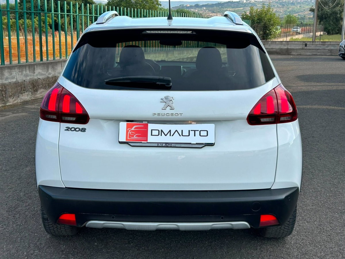 Peugeot 2008 100 Black Matt (6)