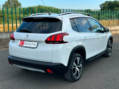 Peugeot 2008 100 Black Matt (7)